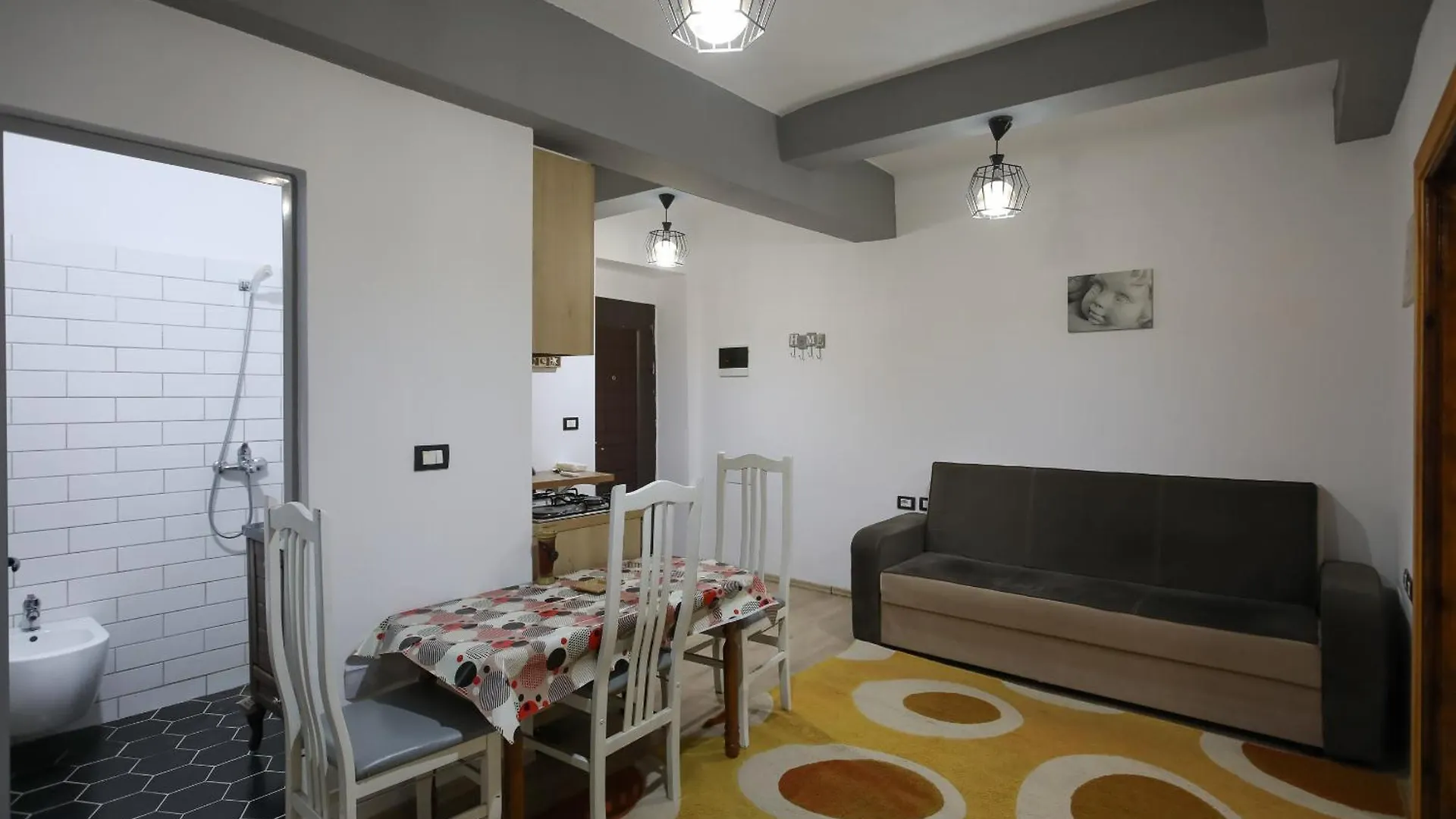 Super Apartment In The Ancient Roman Amphitheater Durres Albania